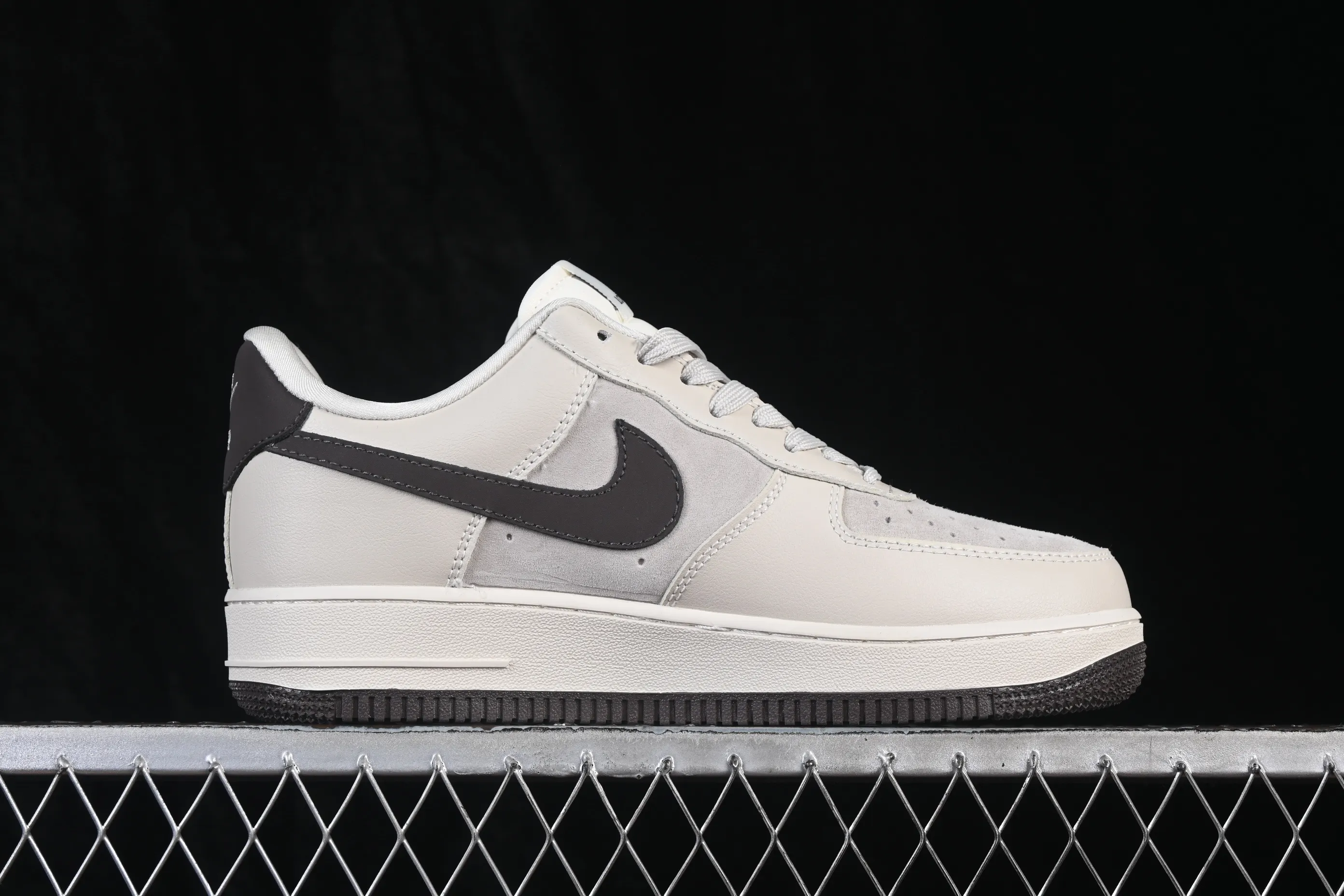 All categories Nk Air Force 1 Air Force series Nk Air Force 1 Low Air Force low-top Nike Air Force 1'07 Low joint model Air Force 1 low-top casual sneakers DN1688-816